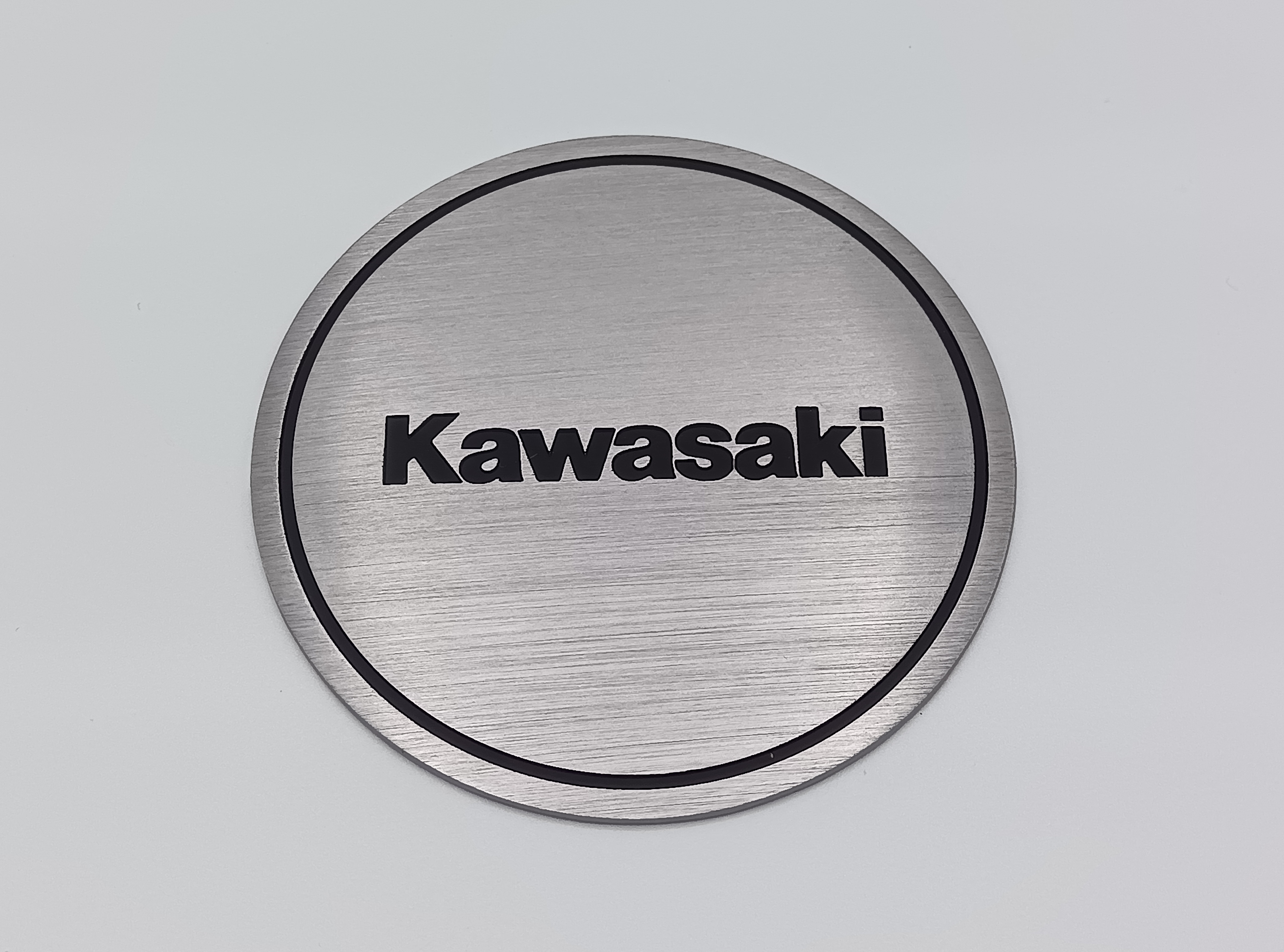1984年 LTD550 PULSING COIL COVER EMBLEM "Kawasaki"